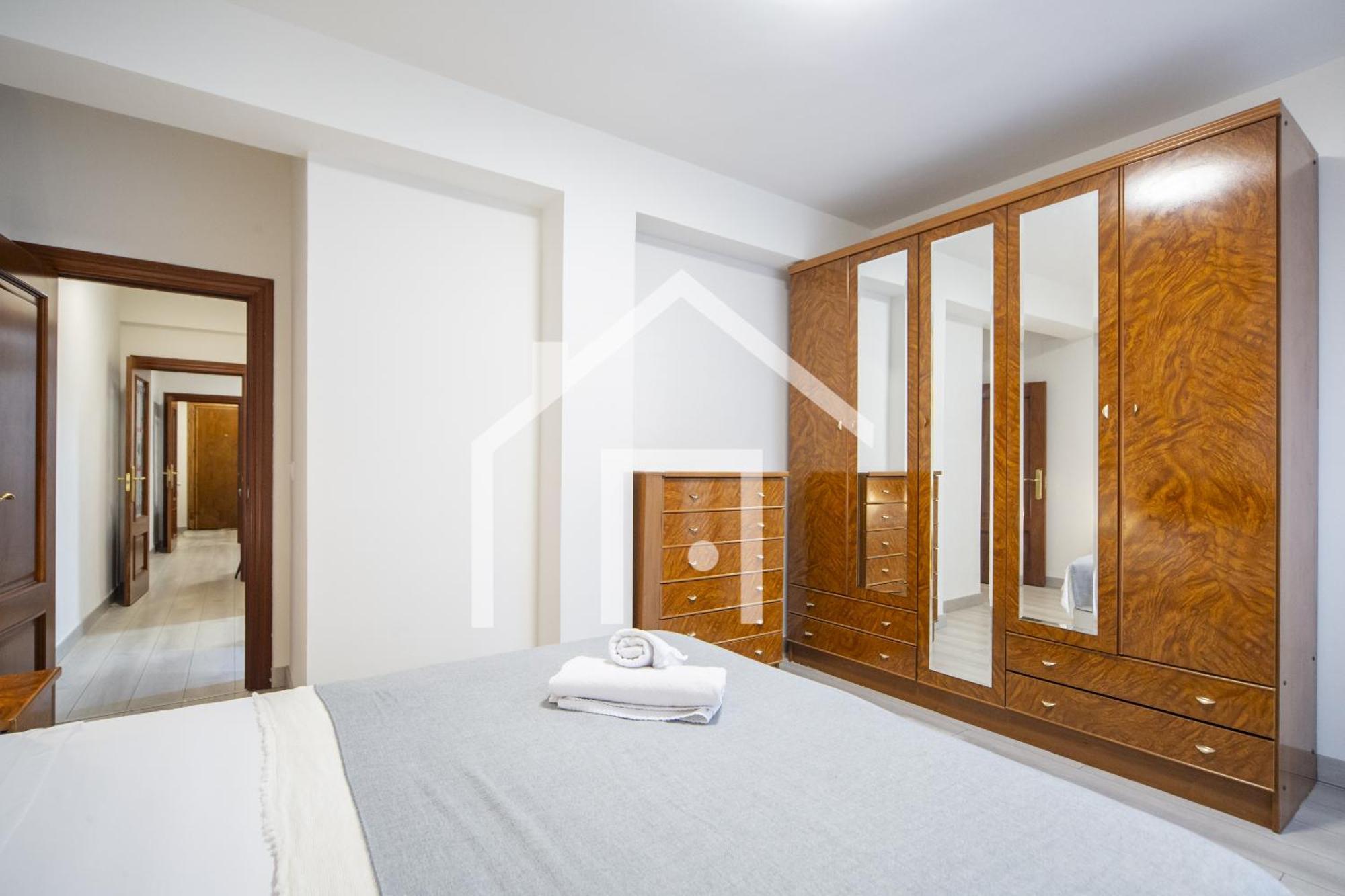 Atico Quintana II - Con Terraza, En El Centro Con Wifi Y Garaje Apartment โอเบียโด ภายนอก รูปภาพ