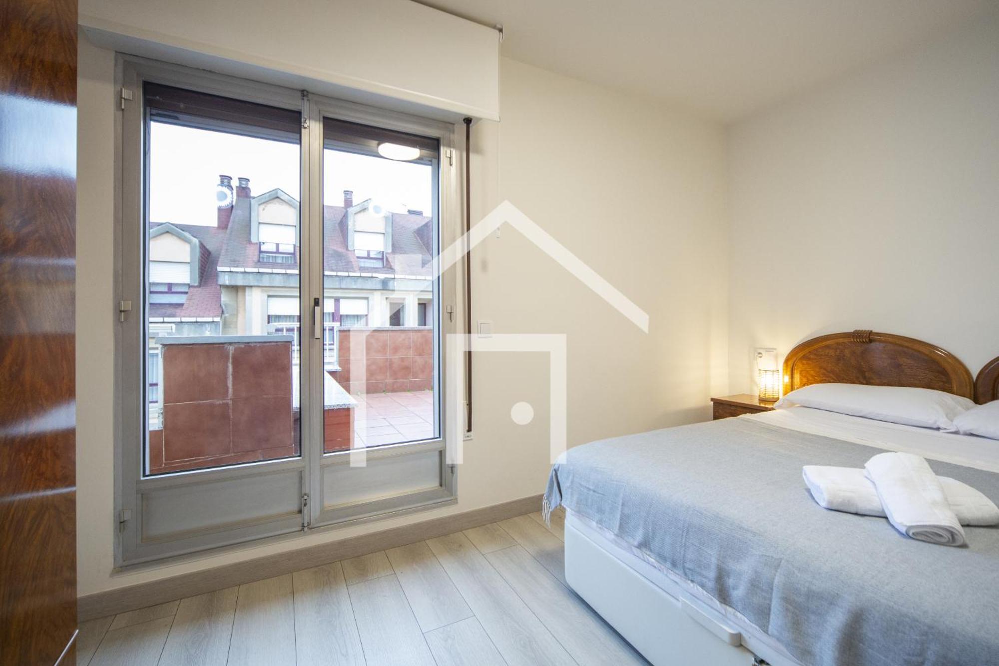 Atico Quintana II - Con Terraza, En El Centro Con Wifi Y Garaje Apartment โอเบียโด ภายนอก รูปภาพ